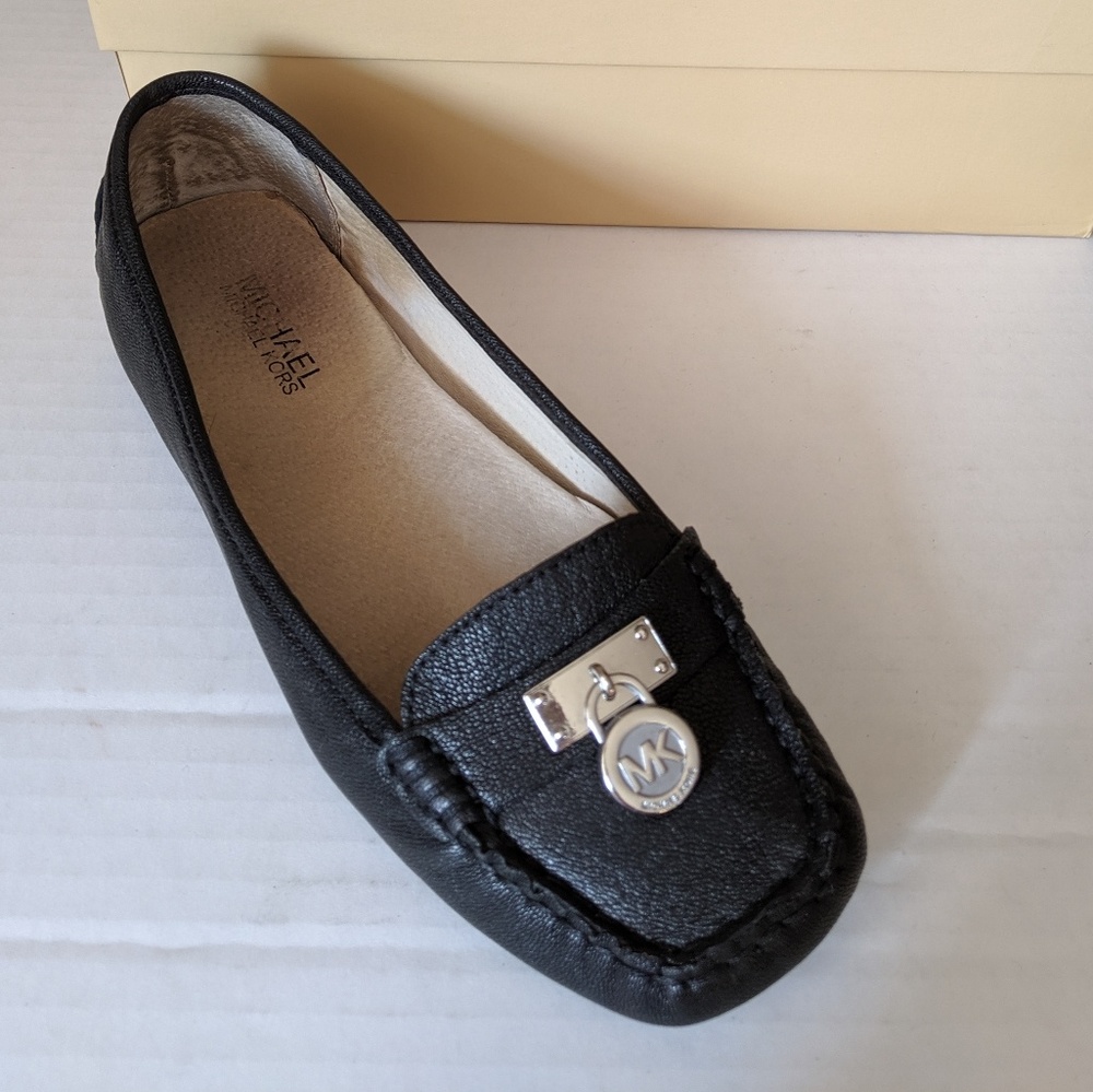 Black leather moccasins size 7